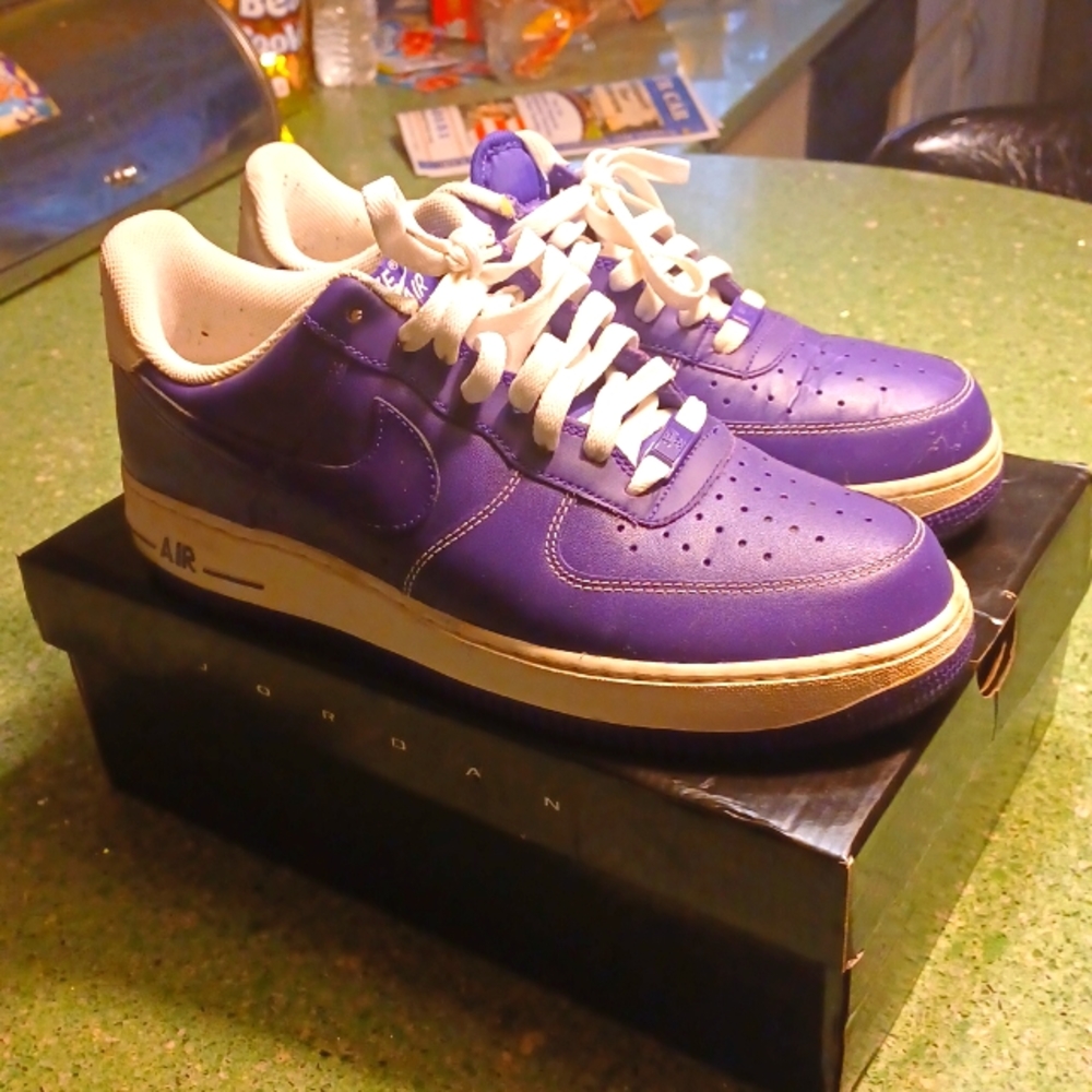 Shoe